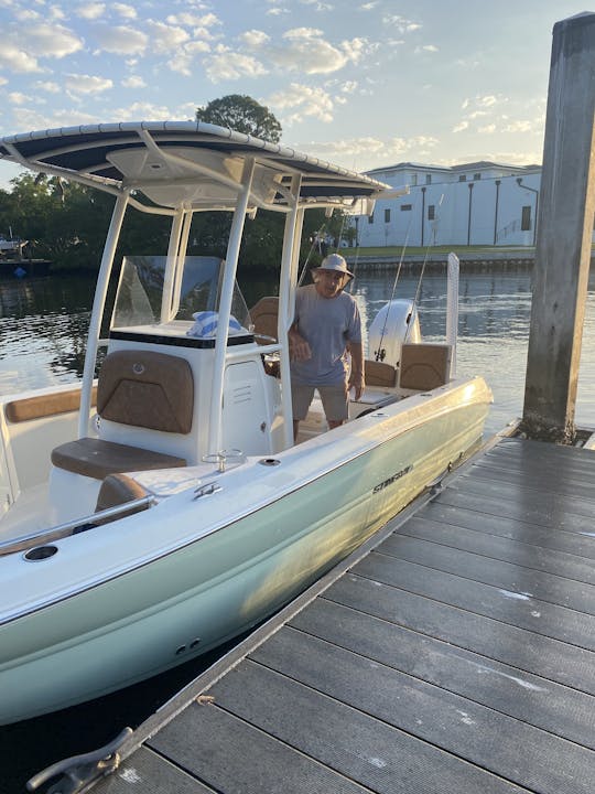 Console central Bow Rider de 22 pés em Treasure Island - Johns Pass