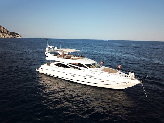 Location de Sunseeker Manhattan 74 à San Remo