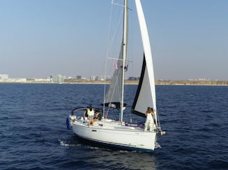 Alquiler de un monocasco de crucero «Lee-Yam» de 39 pies en Herzliya, Israel