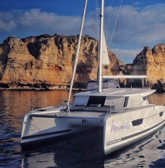 Catamaran Fountaine Pajot Isla 40 to explore the majestic Tagus River