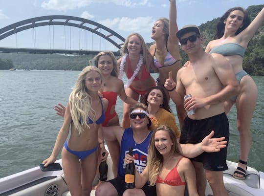 Alquiler de un Sport Nautique Booze Cruiser de 21 pies en Austin, Texas