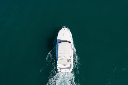 Iate Sportfisher clássico de 42 pés da Hatteras | Cruzeiro e pesca esportiva 