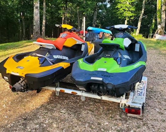 Aluguel de jet ski Sea Doo Spark Waverunner 2016 em Branson, Mo