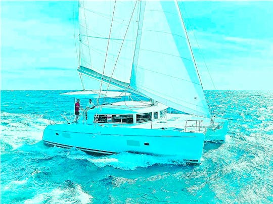 Lagoon 420 Cruising Catamaran Rental in Eivissa, Illes Balears