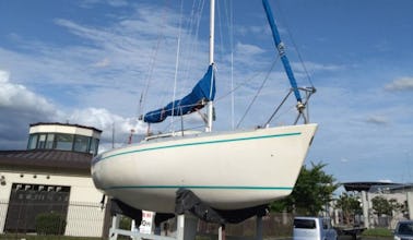 Catch the wind on 23ft Yamaha Sailboat at Lake Biwa!! 