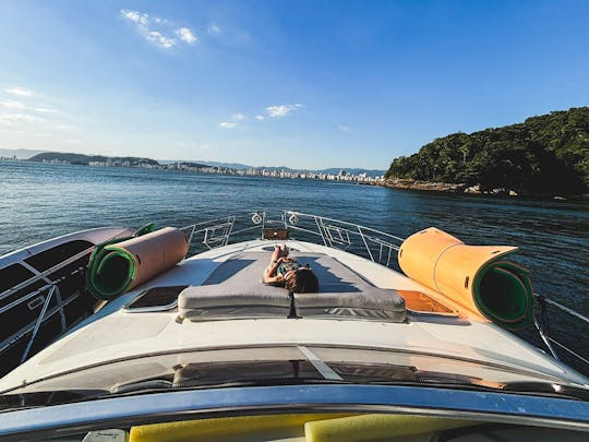 Charter 37ft Cranchi Motor Yacht in Guarujá - Book now!