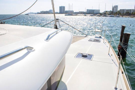 45ft  Luxury Catamaran Private Charter / Capacity 38 people
