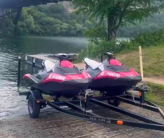 Seadoo Sparks with Bluetooth Stereo for Rent in Austin!