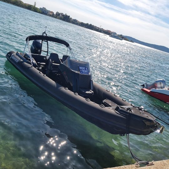Highfield SP 800 Black Panther in Croatia