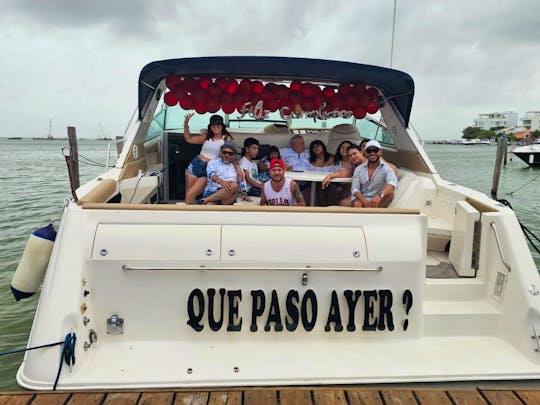 55ft Sea Ray Sundancer Motor Yacht in  Cancún - up to 17 people capacity