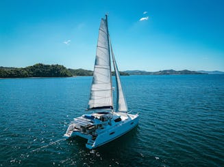 Catamaran à voile Helia de 44 pieds avec capitaine à Culebra