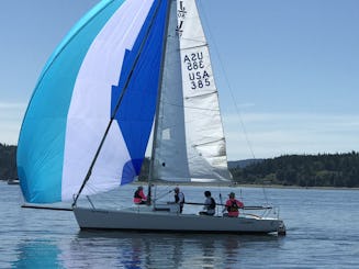 Location de voile privée J/80 sur le lac Washington