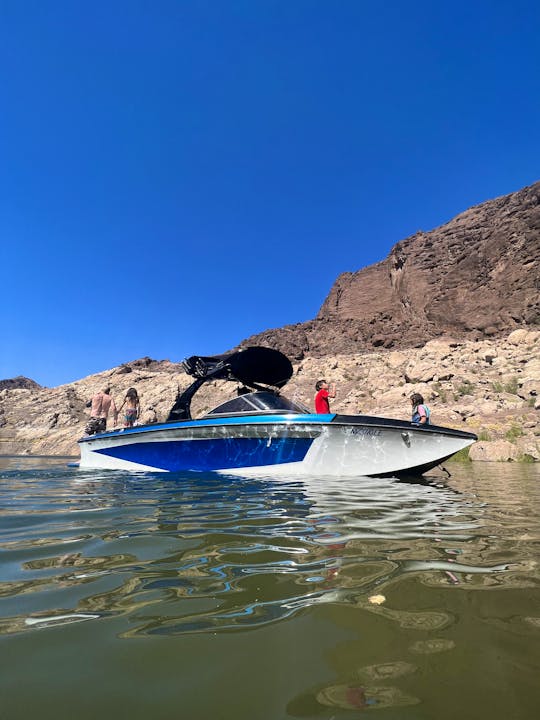 Lake Mead Boat Rental! Great Sound System!