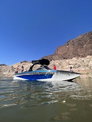 Lake Mead Boat Rental! Great Sound System!