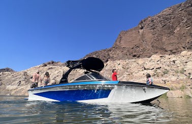 Lake Mead Boat Rental! Great Sound System!