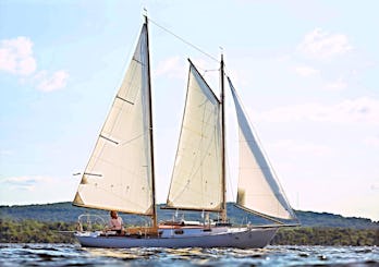 ★Midcoast Maine aboard the Schooner Yacht Meteor ★