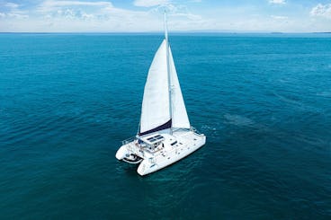 Catamarán de vela Fountaine Pajot de 42 pies