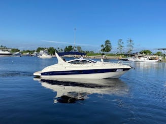 Lancha motora Real 32 pies de 32 pies para 12 personas en Río de Janeiro