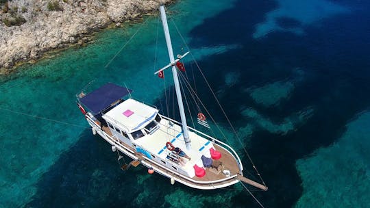 Private Gulet Tours in Antalya – Explore the Turquoise Coast