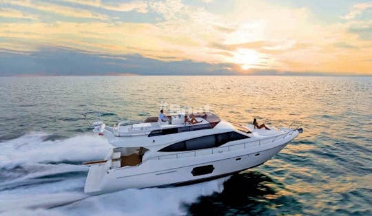 Iate a motor Ferretti 510 Fly - 17 metros - 3 cabines e tripulação 