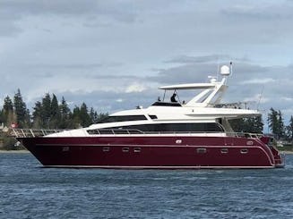 67' Luxury Yacht in Seattle, Eastside, Puget Sound and San Juan Islands.