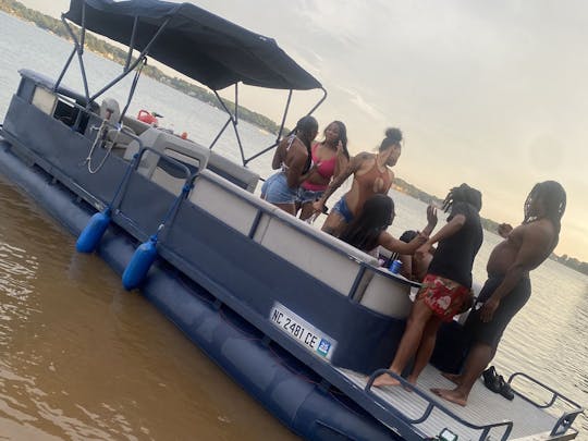 Spacious Pontoon Boat for Rent on Mountain Island Lake