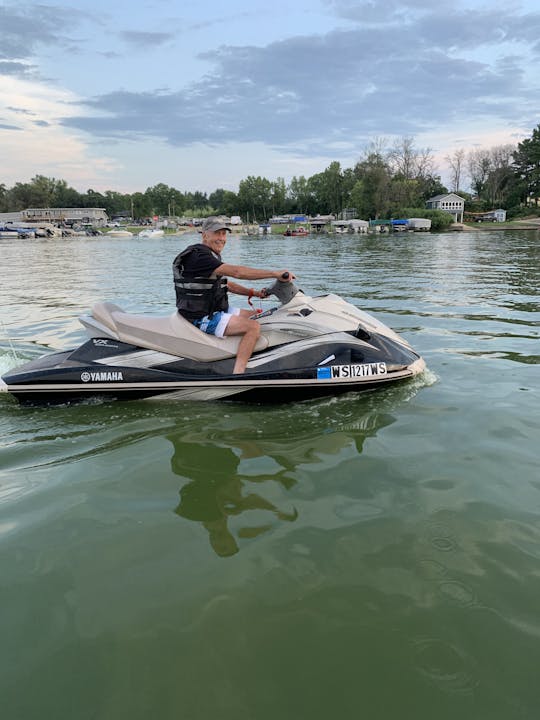 Aluguel de jet ski Yamaha Waverunner VX Deluxe em Madison, Wisconsin