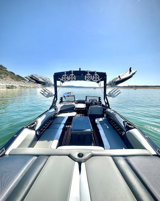 *Experiência de wakesurf de 5 estrelas no Lago Travis!! *