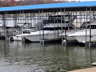 Sea Ray Yacht ~ Excelente ubicación céntrica ~ Fácil acceso