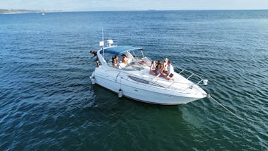 Bote a motor Bayliner Luxury Power Boat 🛥️ de 32 pies con doble motor 