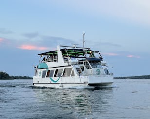 Charter privado para até 100 passageiros (Brockville/1000 Islands)