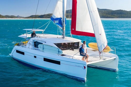 Luxurious 40ft Leopard Catamaran - Captain Included