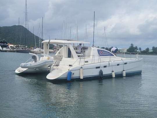 catamarã privado em santa lúcia 