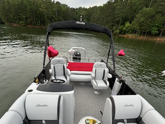 2024 22ft Bentley Legacy Pontoon