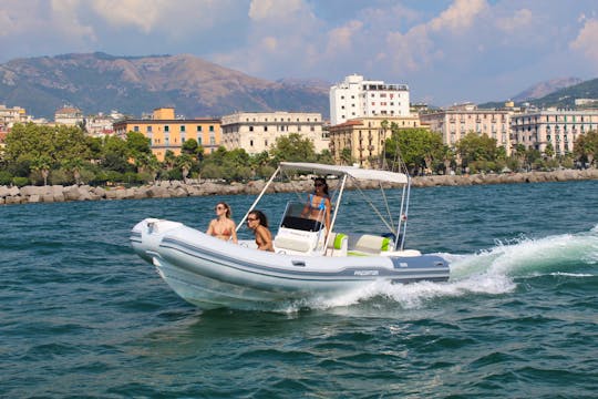 Gommone Predator Inflatable Boat Rental in Salerno, Campania