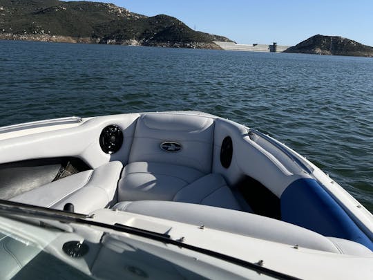 Learn Wakesurfing on the 22ft Centurion in San Diego!