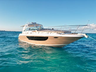 Motor Yacht Sea Ray 42ft ¨Sensus¨ in Cancún, Quintana Roo 
