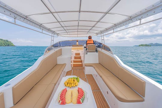 Private Speedboat To Phi Phi Islands / James Bond / Hong or Krabi