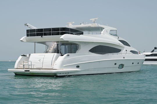 Experience DUBAI ON OUR MAJESTY 101FT BOAT