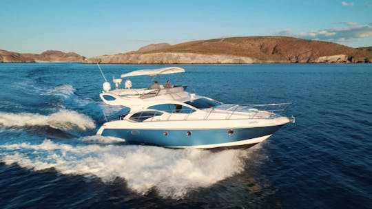 45 Azimut Luxury Yacht for Cruising and Snorkeling in Cabo San Lucas