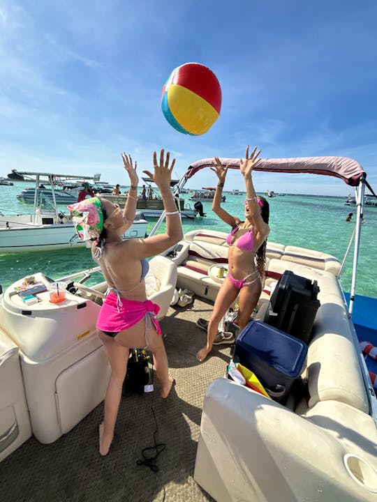 Bennington 20ft Pontoon - Fun & Relaxing Cruiser for Crab Island Adventure!