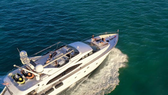 Ultimate Luxury: Azimut 85-Foot Yacht Rental for Unforgettable Experiences 