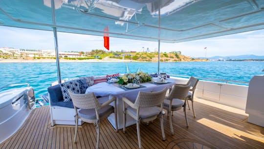 Luxury 94ft Motor Yacht in Bodrum 