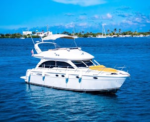 Heure gratuite du Méridien 45 Yacht Cancun WAVERUNNER