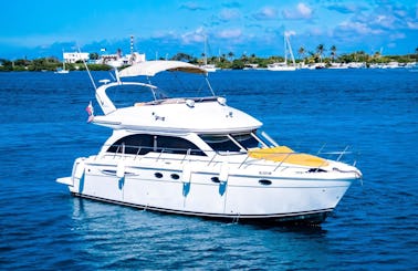 Meridien 45 Yacht Cancun WAVERUNNER free hour
