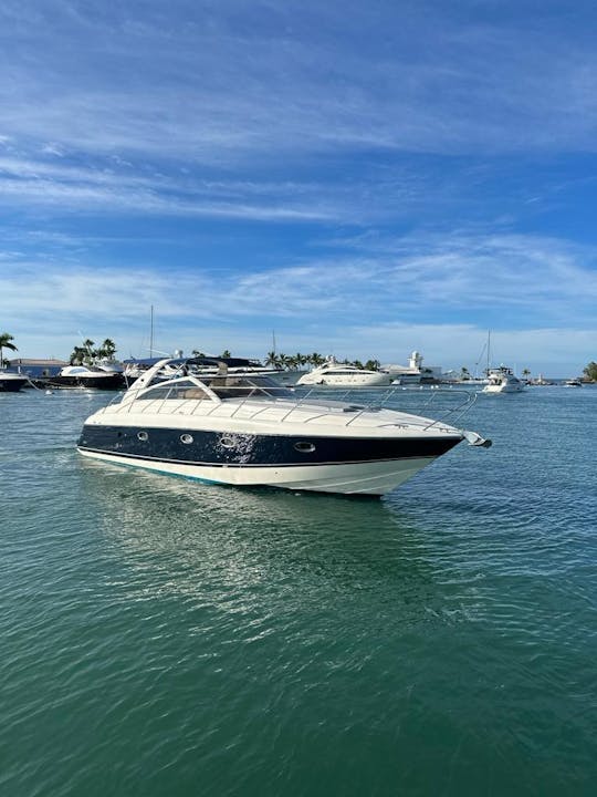 Princess 43 Motor Yacht in Casa de Campo,  La Romana