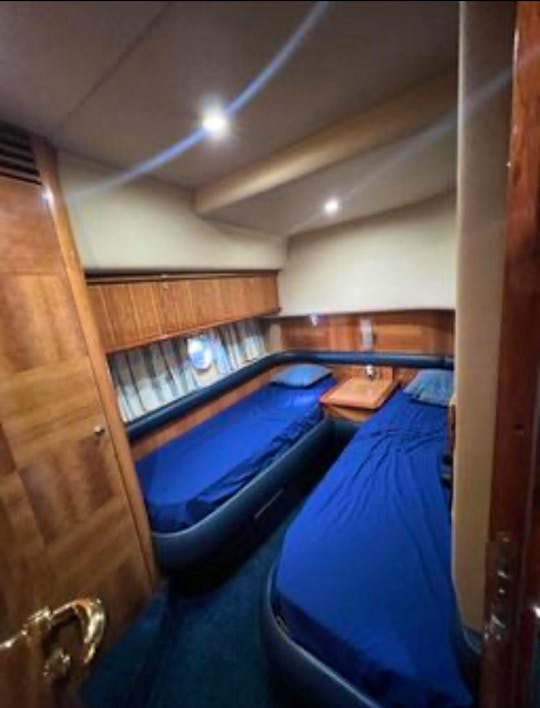 YACHT FOR PRIVATE PARTY IN MIAMI 60' AZIMUT