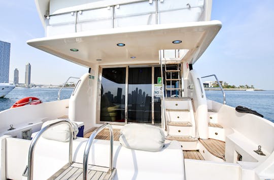 Premium 52’ Yacht for up to 18 Guests in Dubai