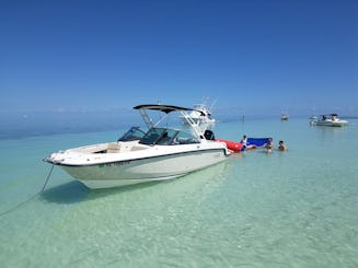 Lieu de rencontre Boston Whaler Sandbar de 24 pieds à Key West