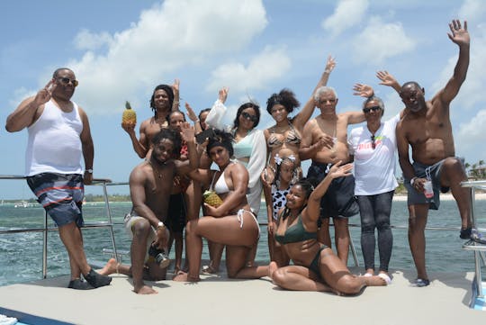 Dolly-EXCLUSIVE VIP CRUISE IN  PUNTA CANA 